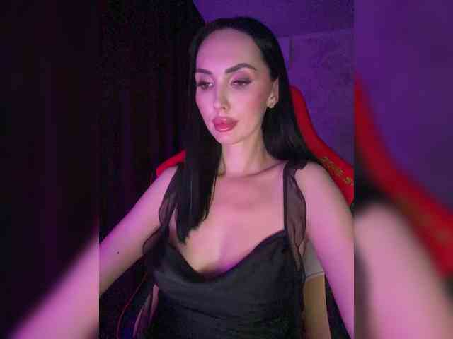 AnnaBlackFlame webcam