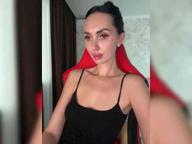 AnnaBlackFlame webcam
