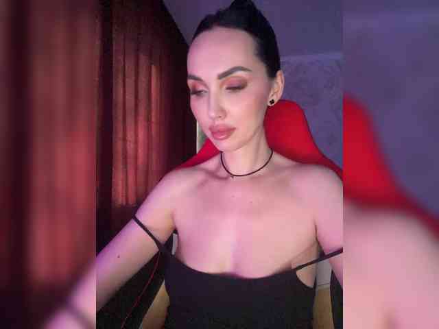 AnnaBlackFlame webcam