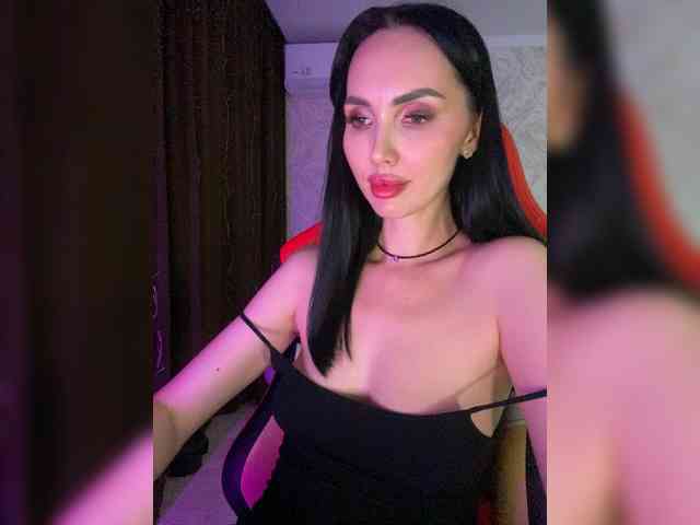 AnnaBlackFlame webcam