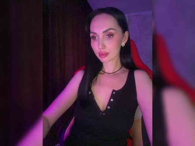 AnnaBlackFlame webcam