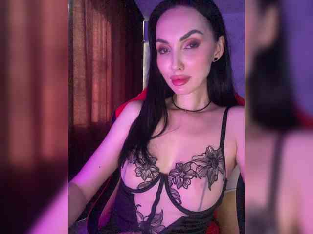 AnnaBlackFlame webcam