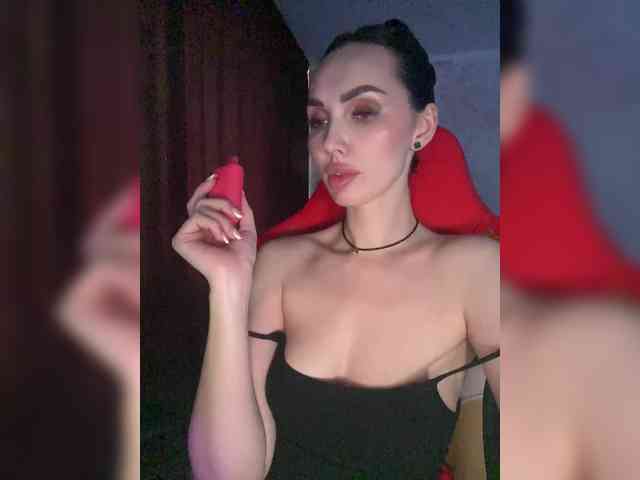 AnnaBlackFlame webcam