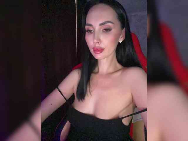 AnnaBlackFlame webcam