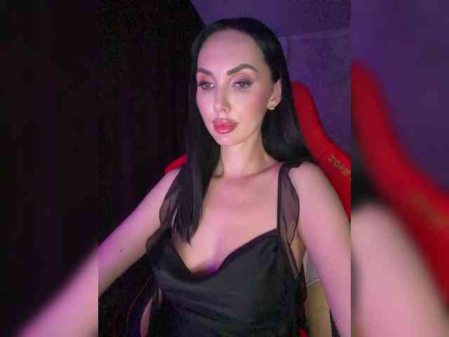 AnnaBlackFlame webcam