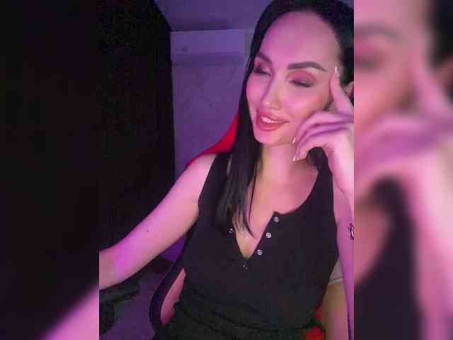 AnnaBlackFlame webcam