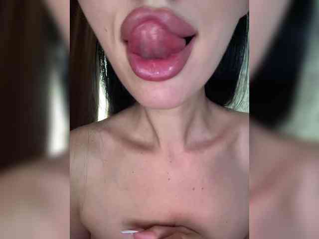 LolaFox Live Webcam on BongaCams