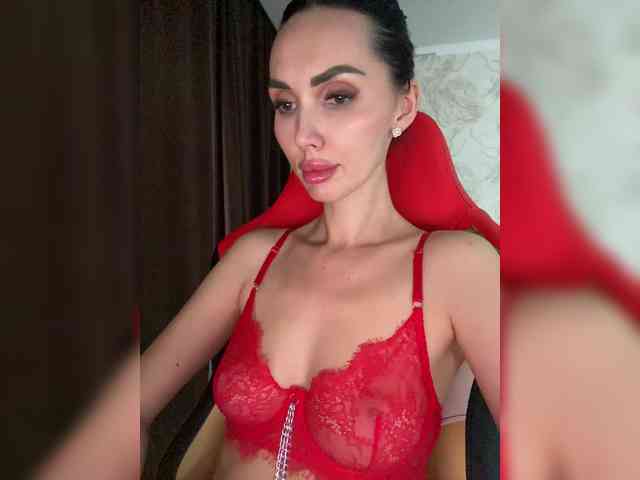 AnnaBlackFlame webcam