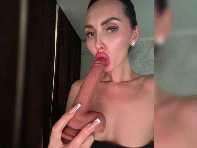 AnnaBlackFlame webcam