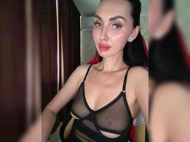 AnnaBlackFlame webcam