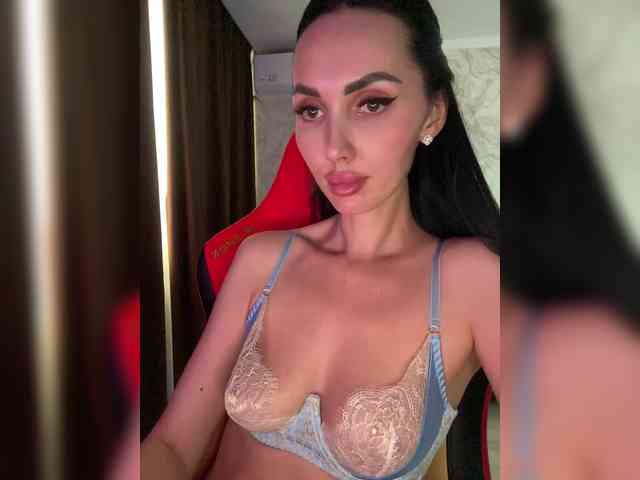 AnnaBlackFlame webcam