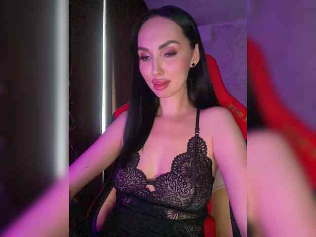 AnnaBlackFlame webcam