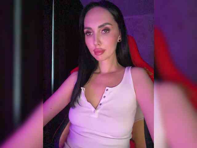 AnnaBlackFlame webcam