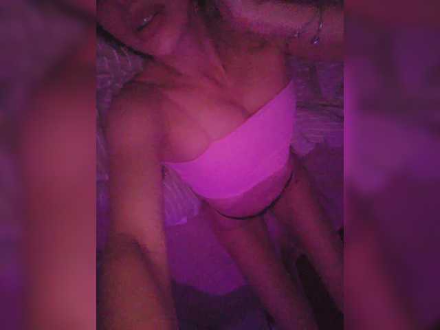 LolaLee