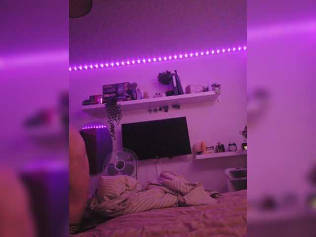 LolaLee