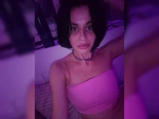 LolaLee webcam