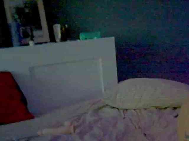 LolaLee webcam
