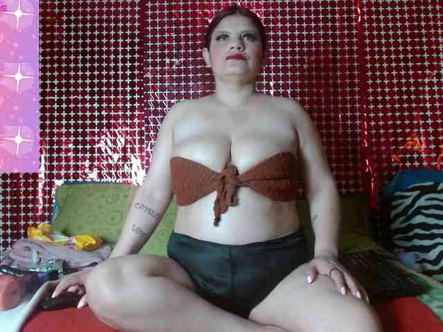 Alexandraxxx webcam