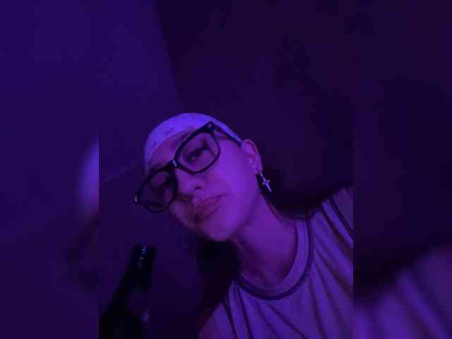 Moon_Girl webcam