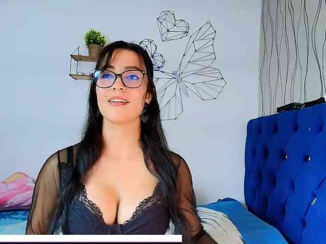 KathaxXx webcam