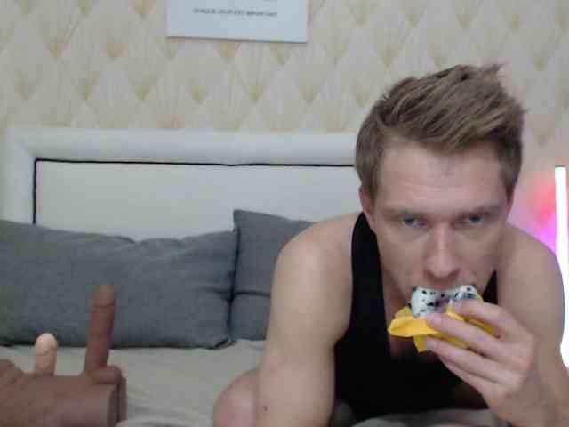 SteveBlond SteveBlond