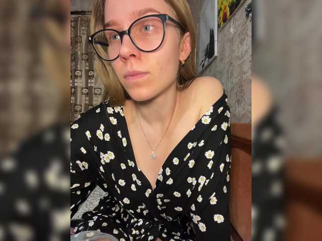 Milana22a's BongaCams show and profile