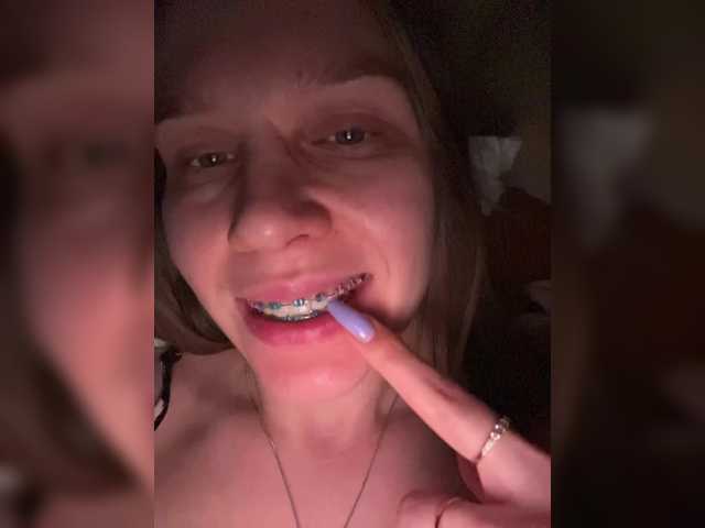 Milana22a's BongaCams show and profile