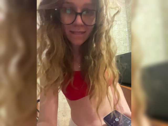 Milana22a's BongaCams show and profile