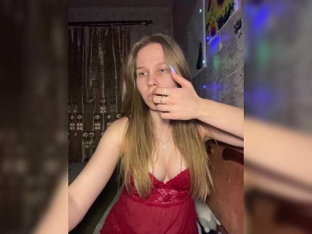 Milana22a's BongaCams show and profile