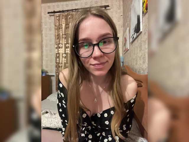 Milana22a's BongaCams show and profile