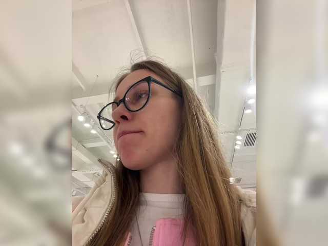 Milana22a's BongaCams show and profile