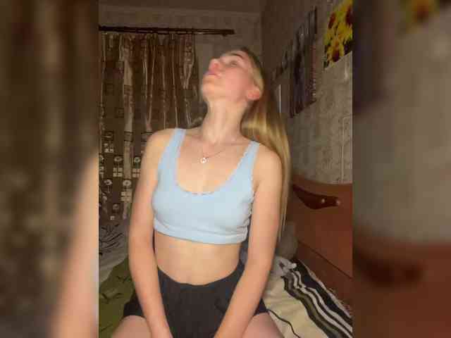Milana22a webcam