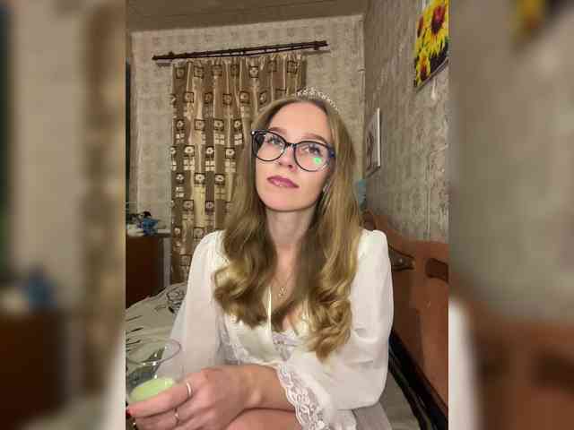 Milana22a webcam