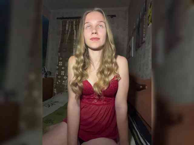 Milana22a webcam