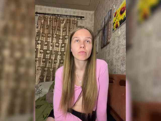 Milana22a webcam