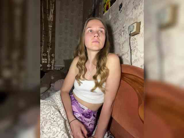 Milana22a webcam