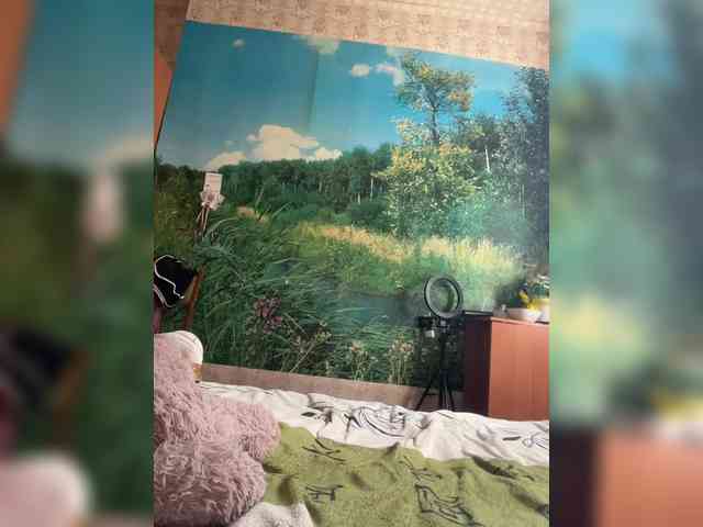Milana22a webcam