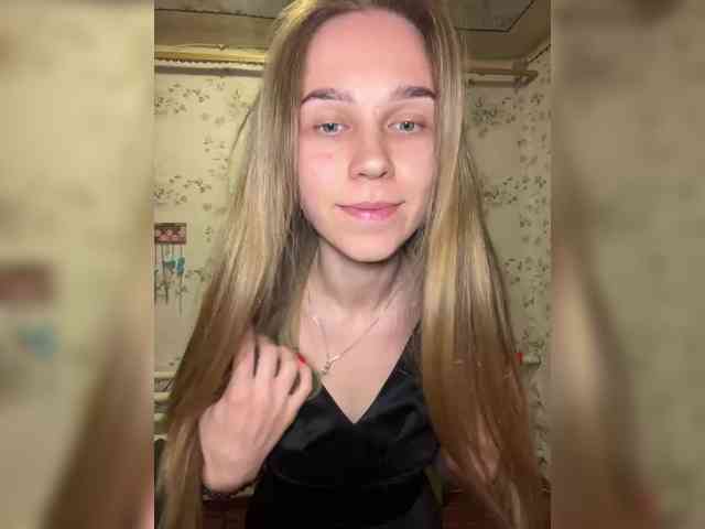 Milana22a webcam
