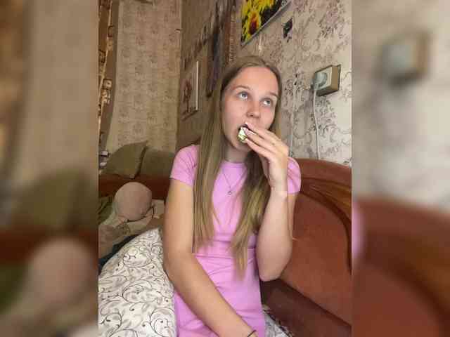Milana22a webcam