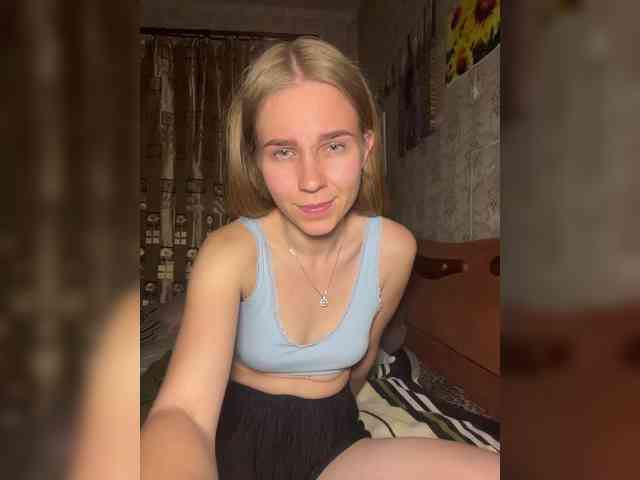 Milana22a webcam