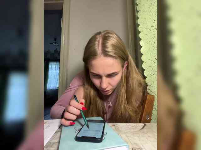 Milana22a webcam