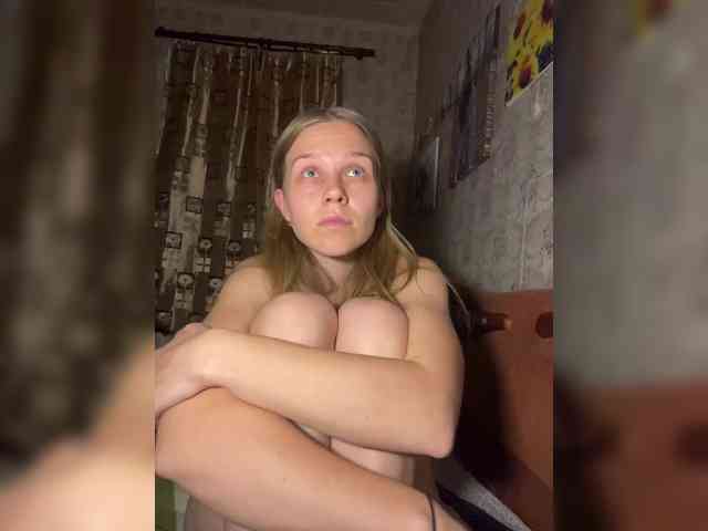Milana22a webcam