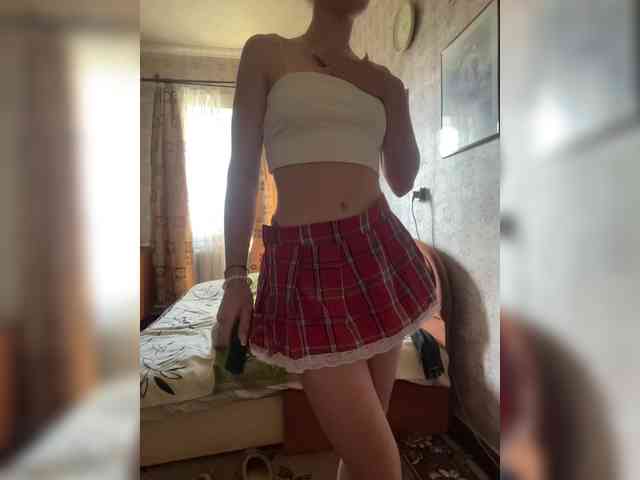 Milana22a webcam
