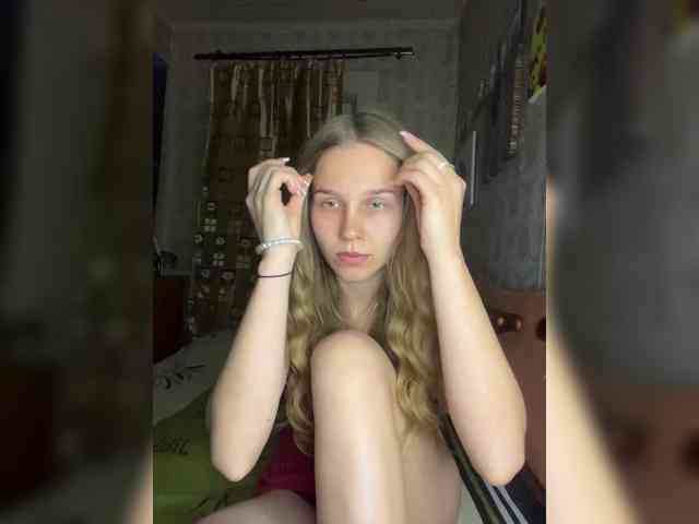 Milana22a webcam