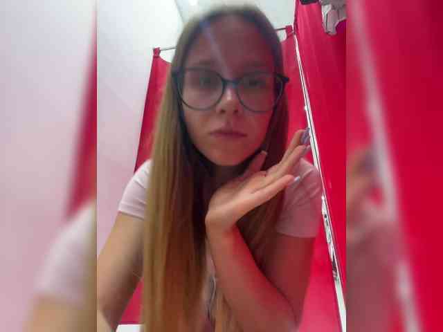 Milana22a webcam