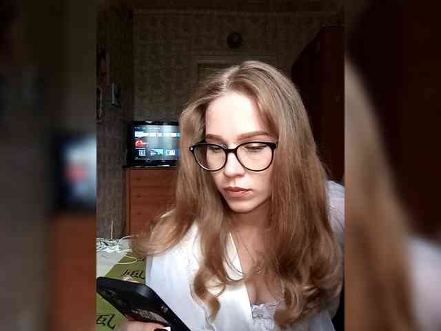 Milana22a webcam
