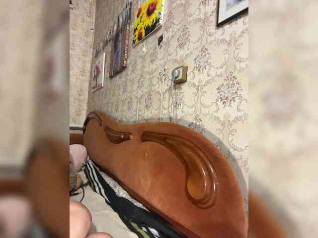 Milana22a webcam