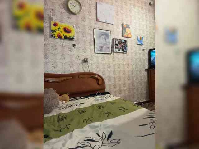 Milana22a webcam