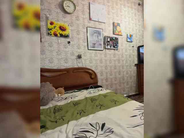 Milana22a webcam