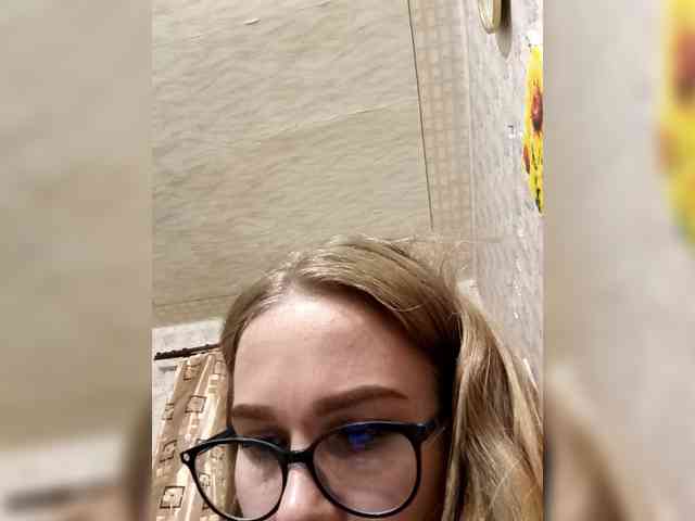Milana22a bongacams